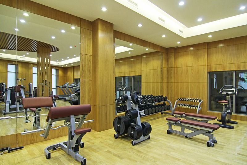 Orion Hotel Bishkek Exterior foto A gym at a hotel