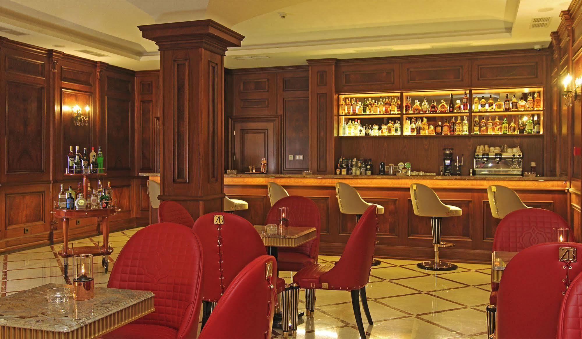 Orion Hotel Bishkek Exterior foto The bar at the Savoy